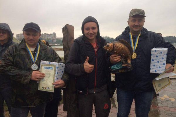 Первый городской чемпионат по рыбалке в городе Хмельницкий
