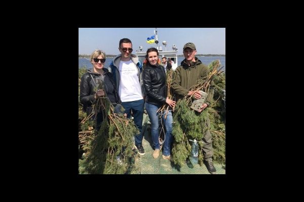 Под Киевом на водоеме установили 400 нерестовых гнезд, - Киевский рыбоохранный патруль