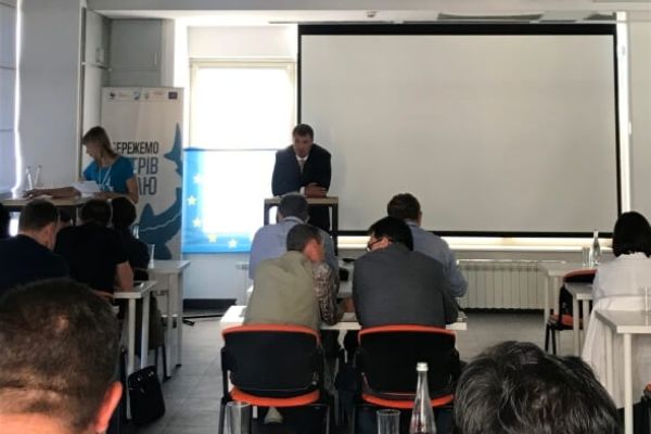 Круглый стол по вопросам сохранения осетровых видов рыб