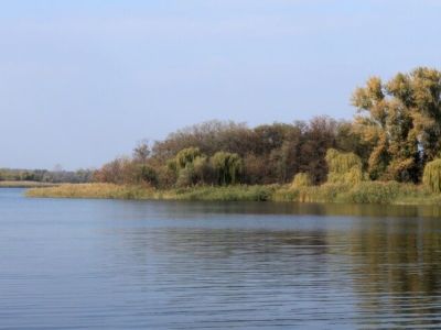 Искровское водохранилище, Петровский район